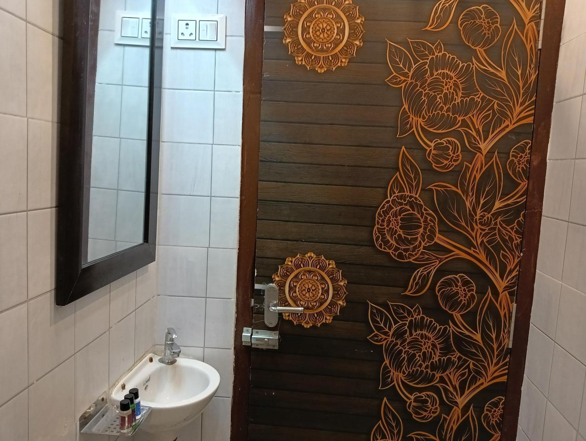 Hotel Nirvana Lakeside Udaipur Eksteriør billede